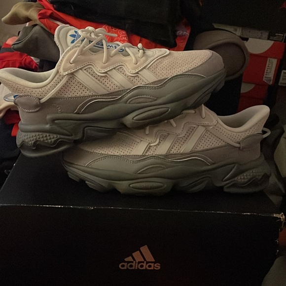 Adidas ozweego tr grey grey crystal white size 8.5 - Picture 1 of 8